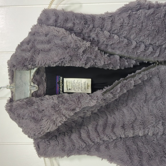 EUC Patagonia Fur Fleece Teddy Soft Sleeveless Jacket - Picture 2 of 6